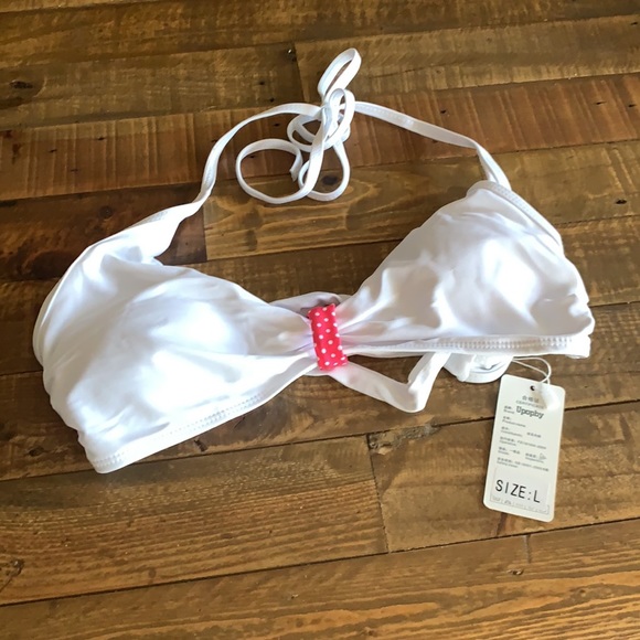 Bikini - Picture 3 of 3